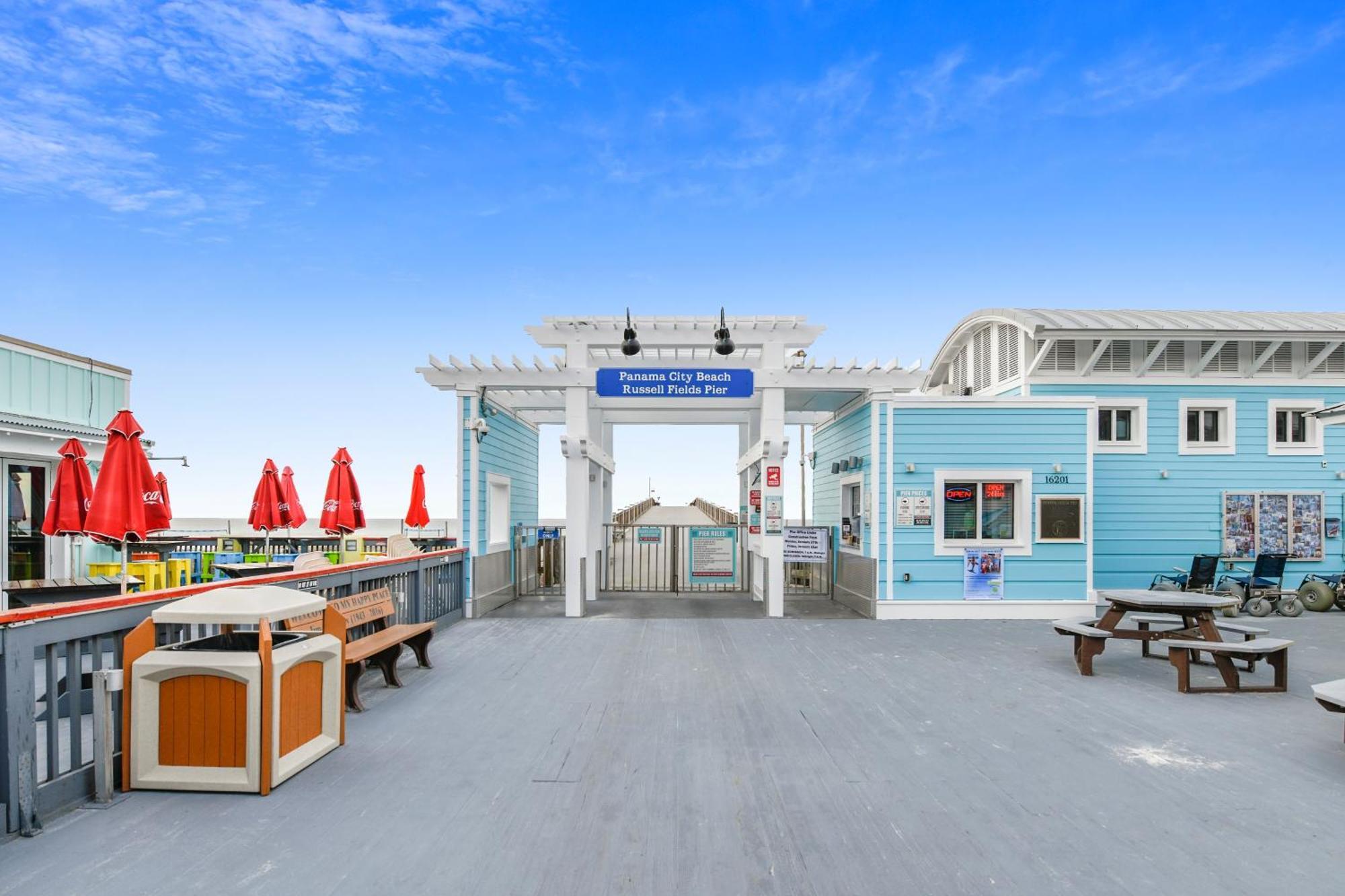 Boardwalk #1206 By Book That Holiday home